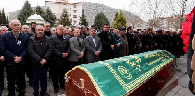 AMASYA SEVDALISI MİMAR HAKKI GÖZTAŞ’IN CENAZE TÖRENİNE KATILDI