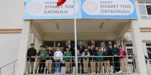 Vali Bakan’dan Sınıflara Sürpriz Ziyaret: