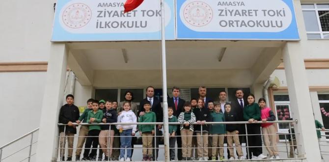 Vali Bakan’dan Sınıflara Sürpriz Ziyaret: