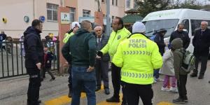 Suluova’da Öğrenci Servislerine  Güvenlik Denetimi Yapıldı