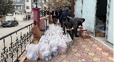 Ziyaret Belediyesi, Ramazan’da İhtiyaç  Sahiplerine Yardım Eli Uzatıyor.